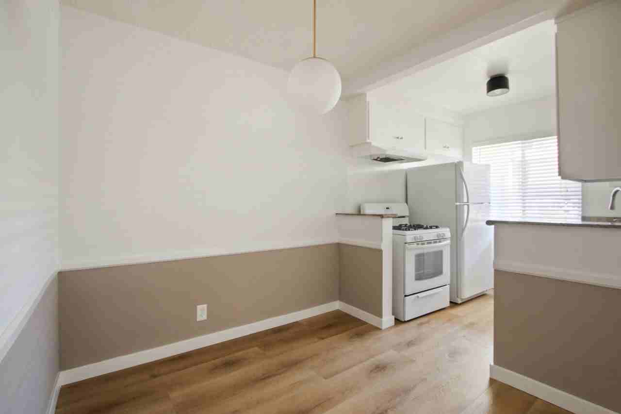 11615 Darlington, Prime Brentwood, Steps to San Vicente - Photo 3 of 4