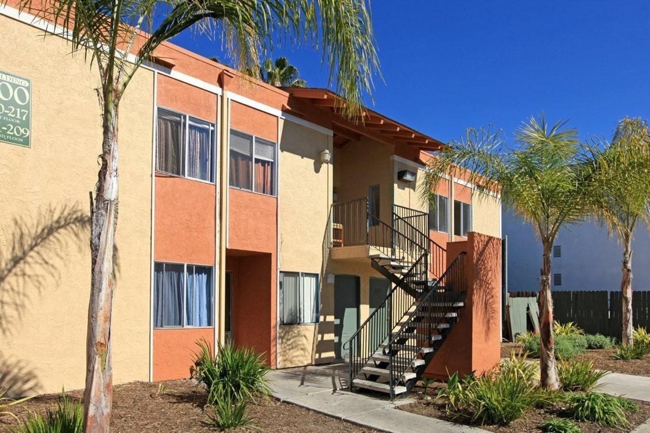 Emerald Vista - Photo 5 of 13