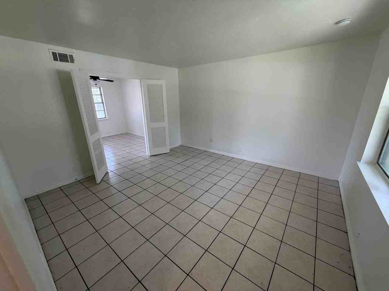 3034 Harlan Dr - Photo 7 of 21