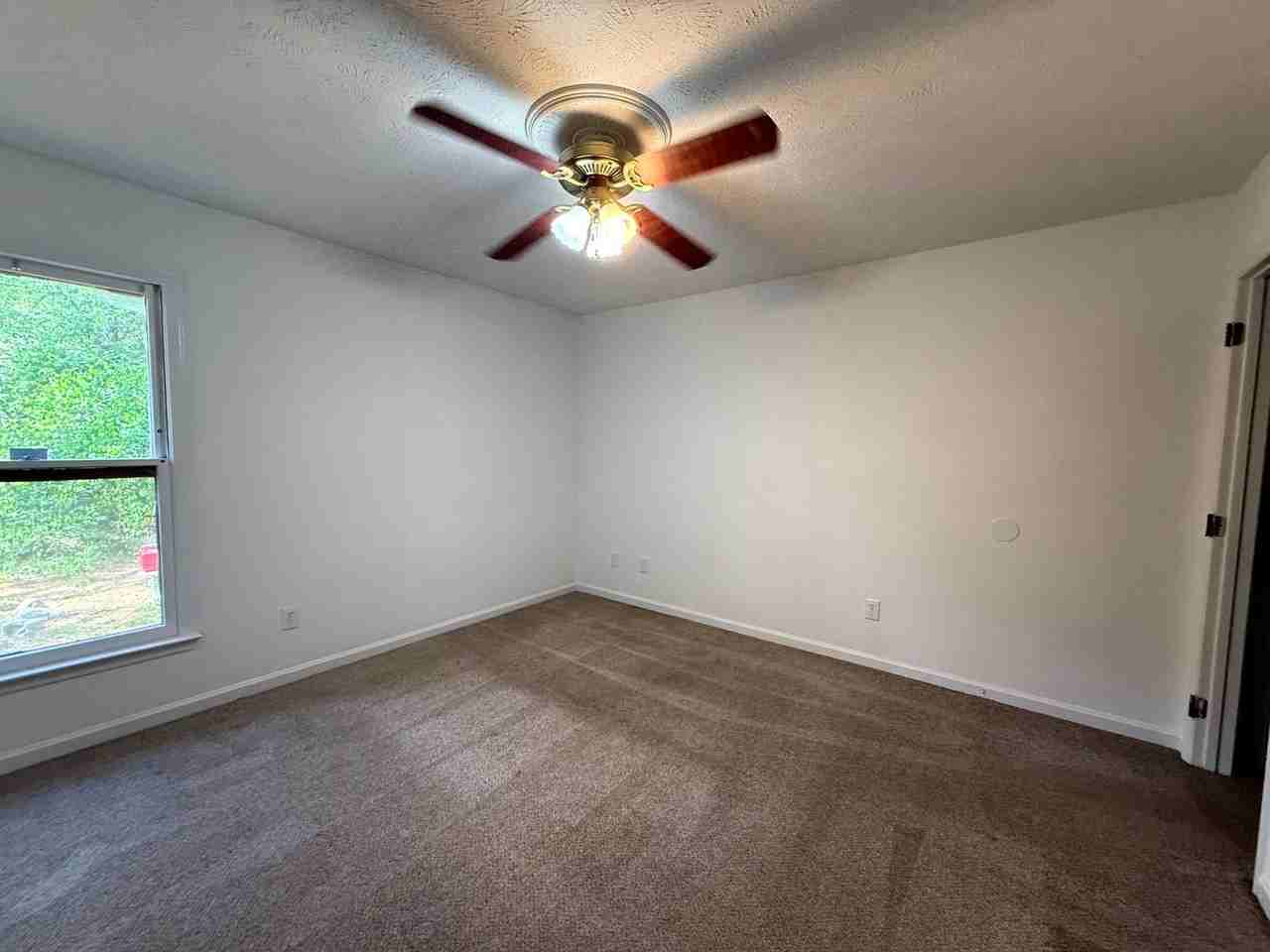 5481 Landview Pl - Photo 6 of 21