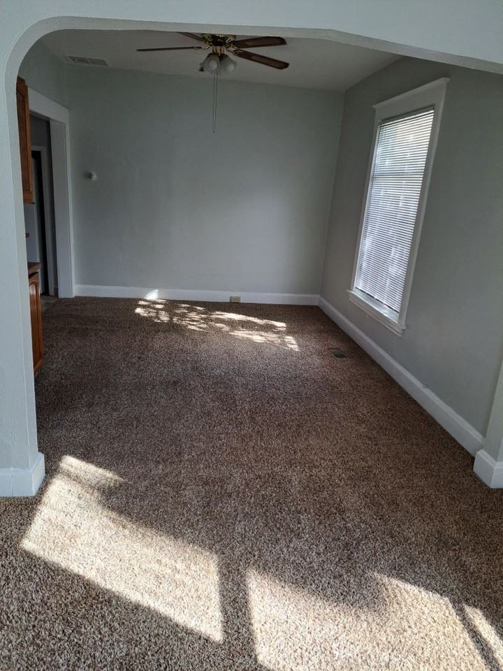 413 Birch Ave - Photo 7 of 10