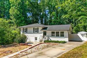 featured image of 3300 Ashby Pl