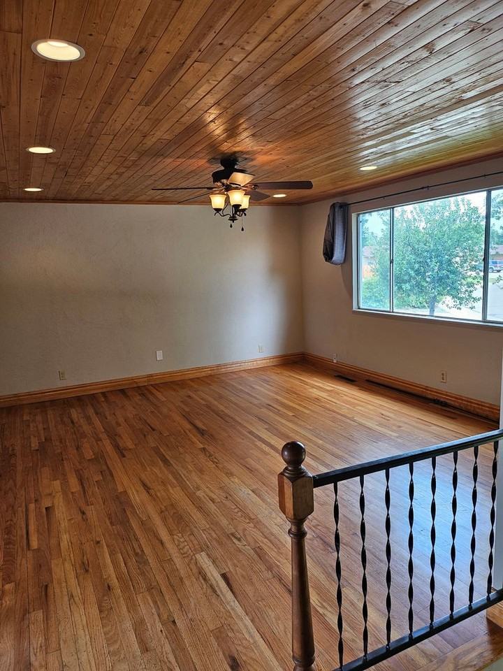 3808 Elmwood Cir - Photo 5 of 24
