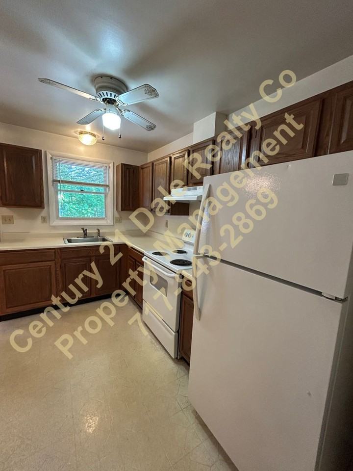 3812 Fox Chase Dr - Photo 6 of 15