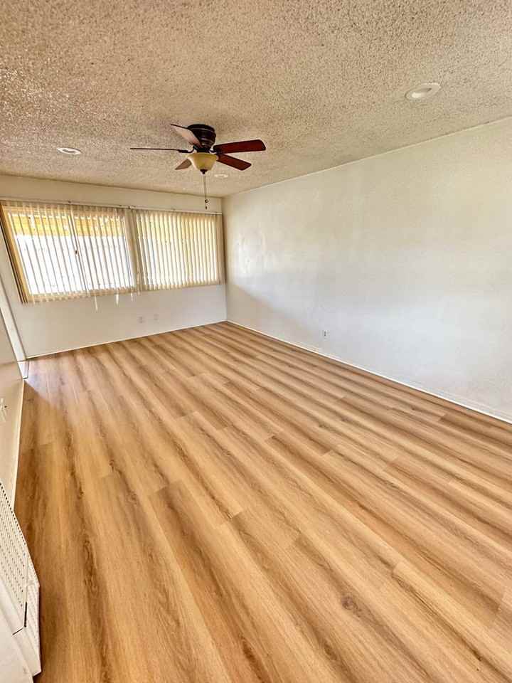 1696 Buckeye Dr - Photo 3 of 15