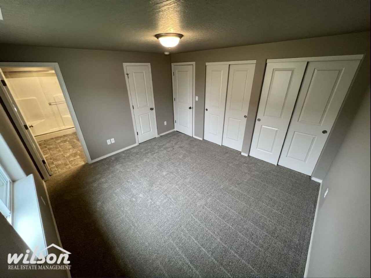 6114 Crown Crest Ave - Photo 7 of 15