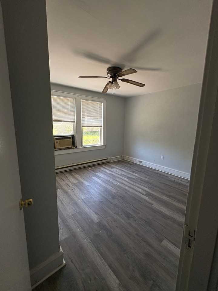 1261 N King St - Photo 6 of 12
