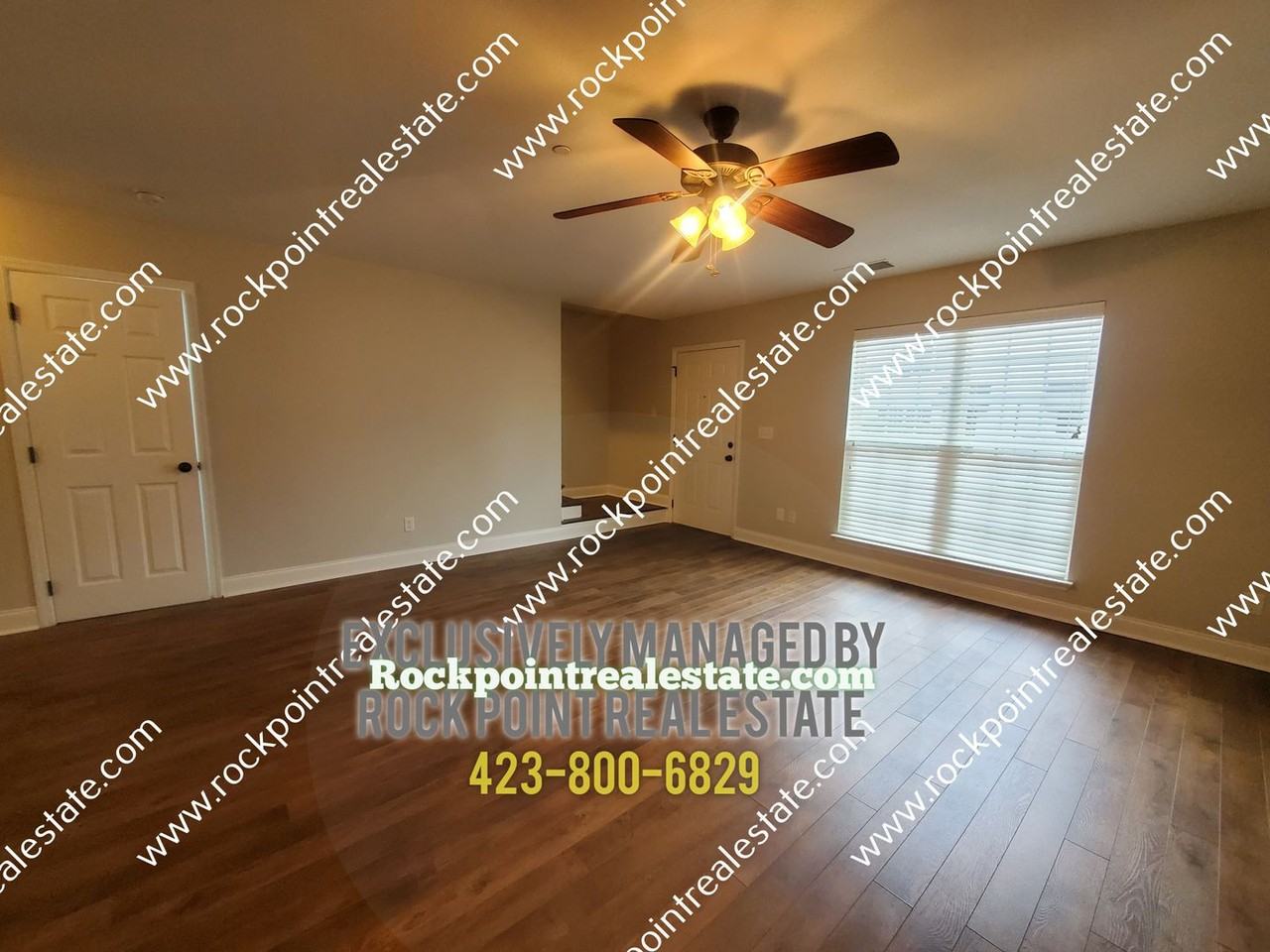 1130 Maple Tree Ln - Photo 4 of 23