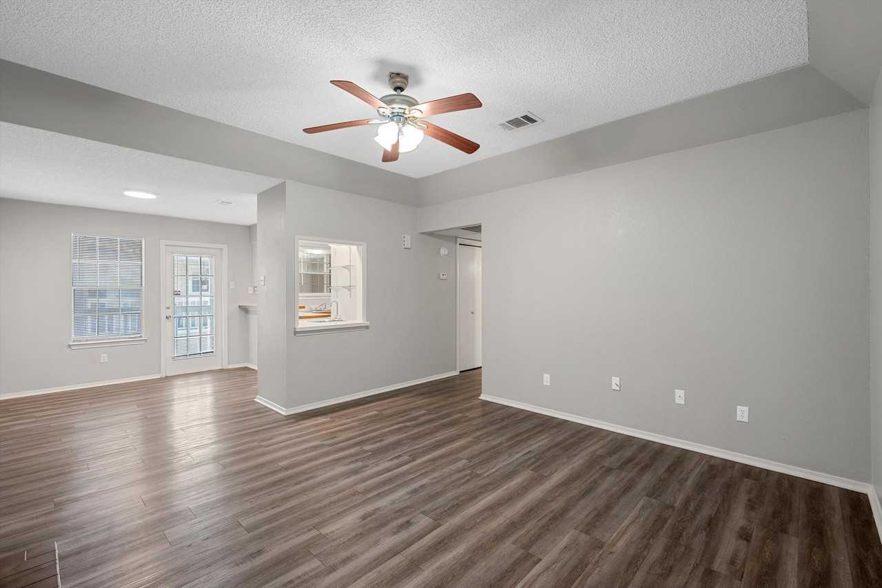 2332 Melissa Dr - Photo 4 of 20