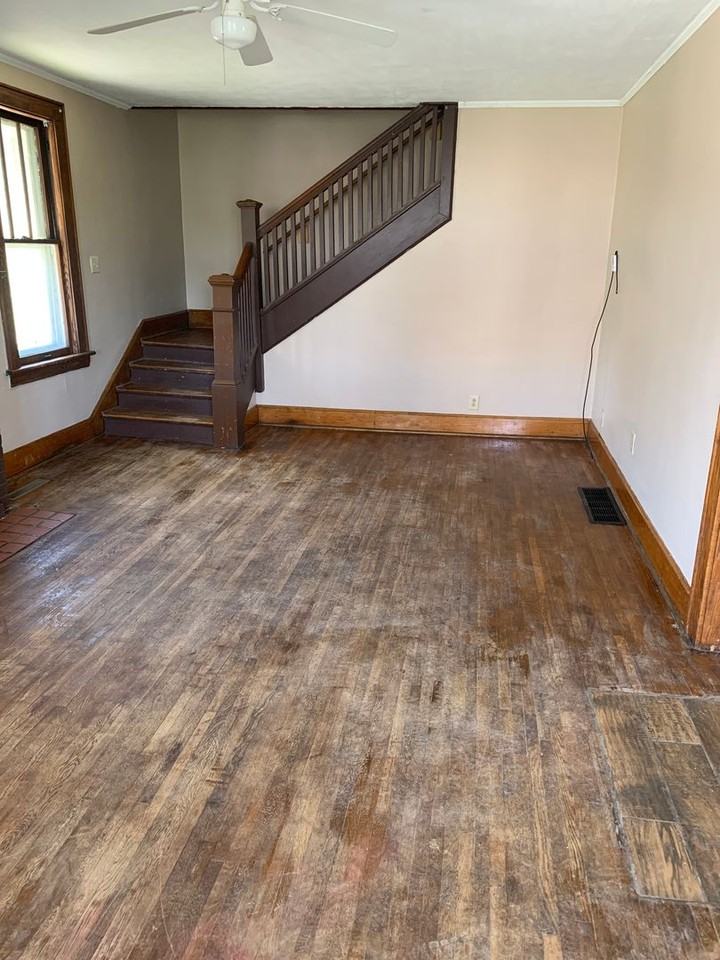 1237 Lynn St - Photo 4 of 16