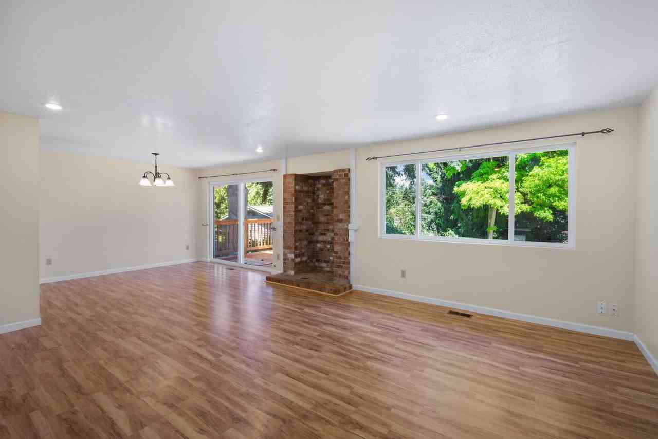 11100 Ne 132nd Pl - Photo 6 of 22