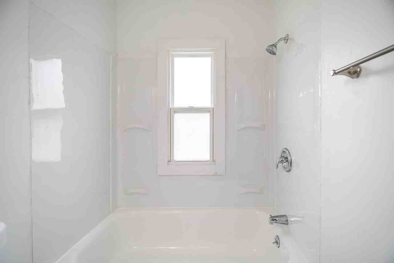 2906 Ruhl Ave - Photo 6 of 20
