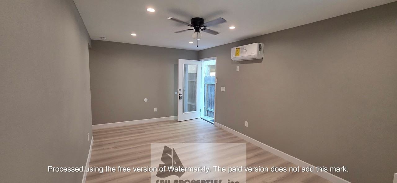 139 10th St #ADU - Photo 4 of 12