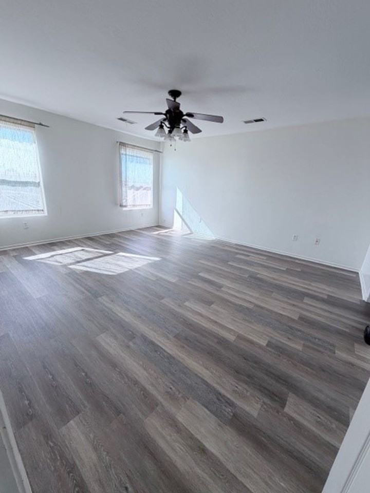 11515 Presidential Rd - Photo 7 of 18