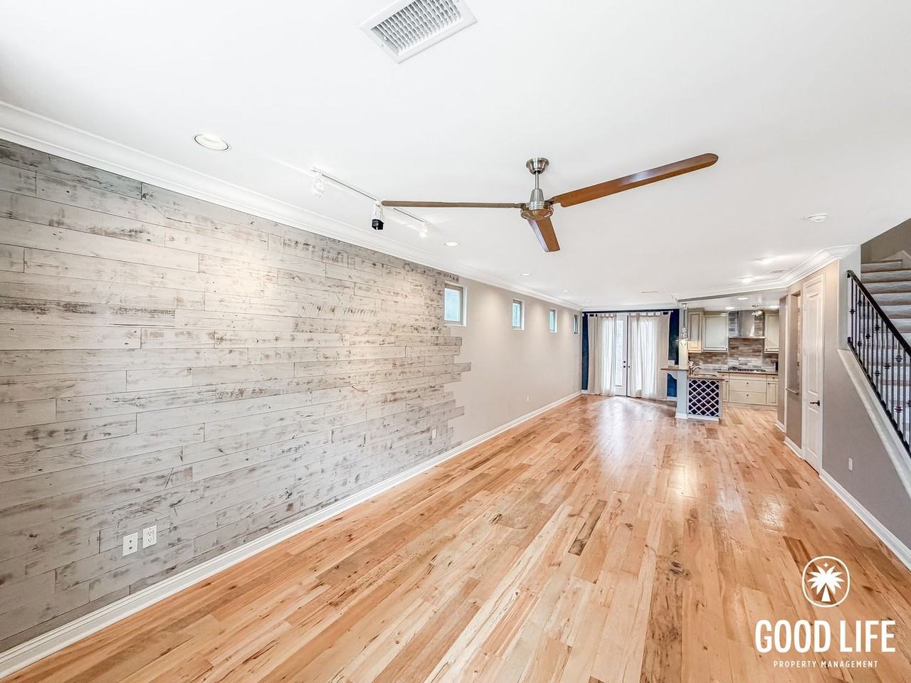 3947 Sequoia St - Photo 3 of 28