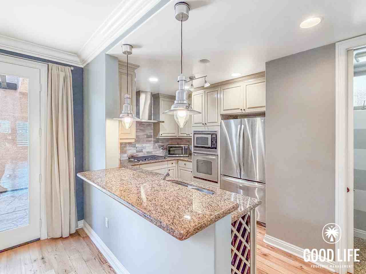 3947 Sequoia St - Photo 6 of 28