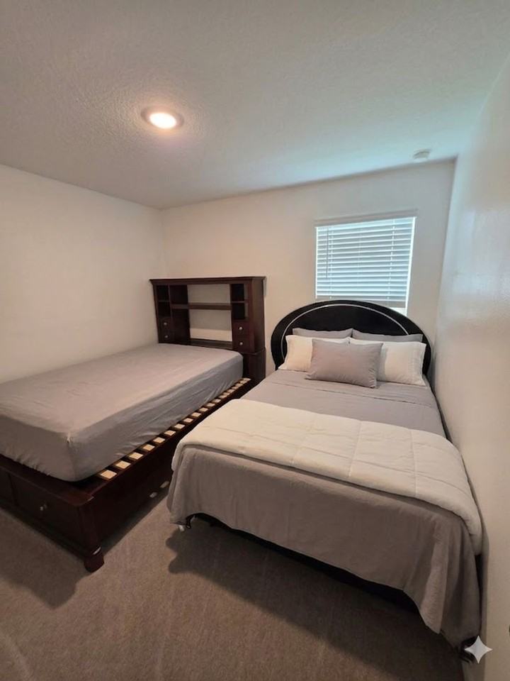 216 Citrine Loop - Photo 7 of 18