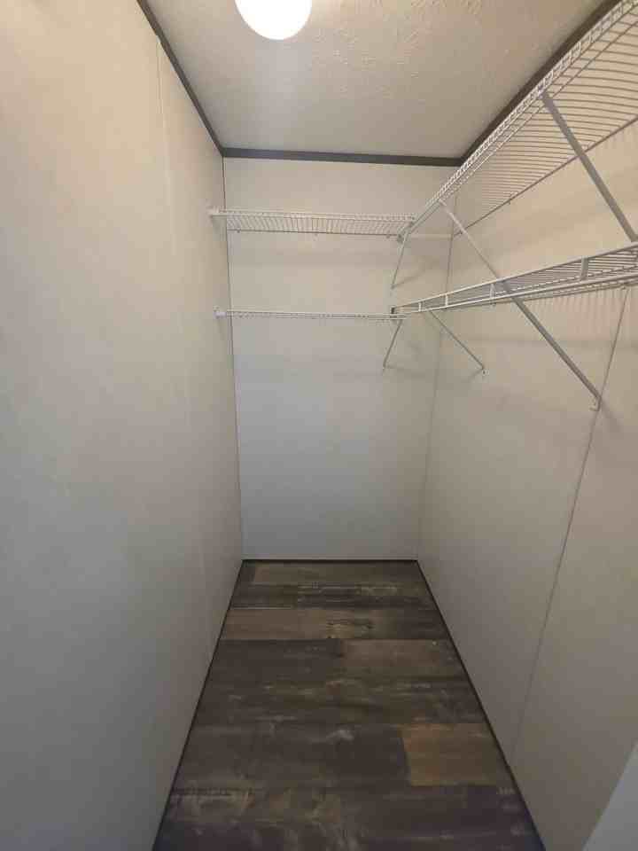 175 Lone Oak Dr - Photo 5 of 32