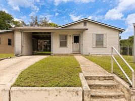 featured image of 1431 Aransas Ave