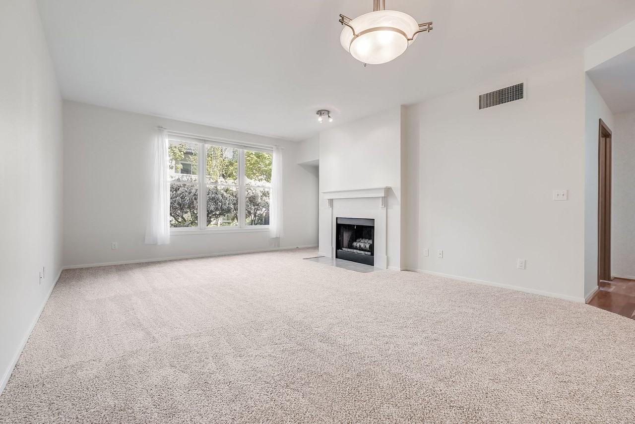 0205 Sw Montgomery St - Photo 7 of 50
