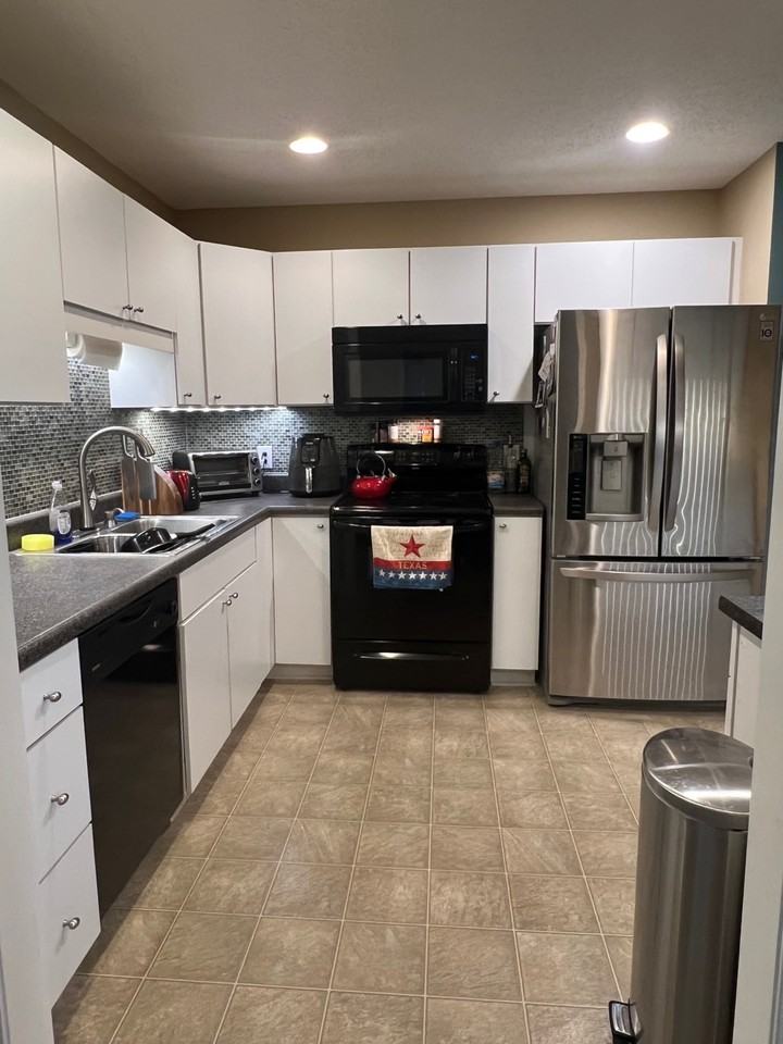 305 Woodgreen Dr #1 - Photo 5 of 20