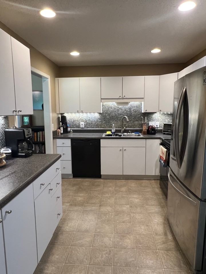 305 Woodgreen Dr #1 - Photo 6 of 20