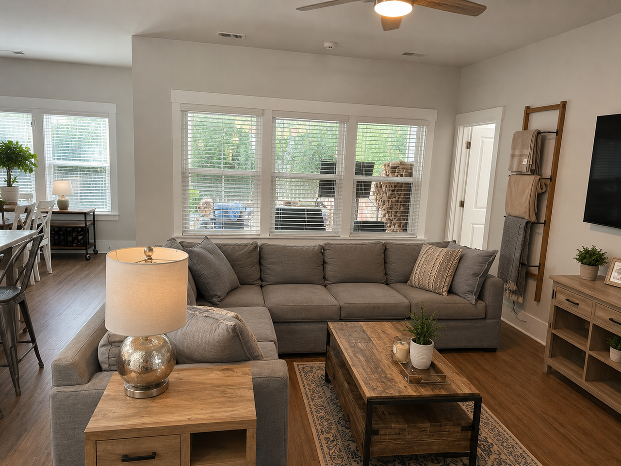 1636 Shady Pine Rd - Photo 6 of 10
