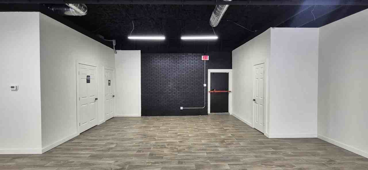 1707 W Beauregard Ave #1 - Photo 3 of 9