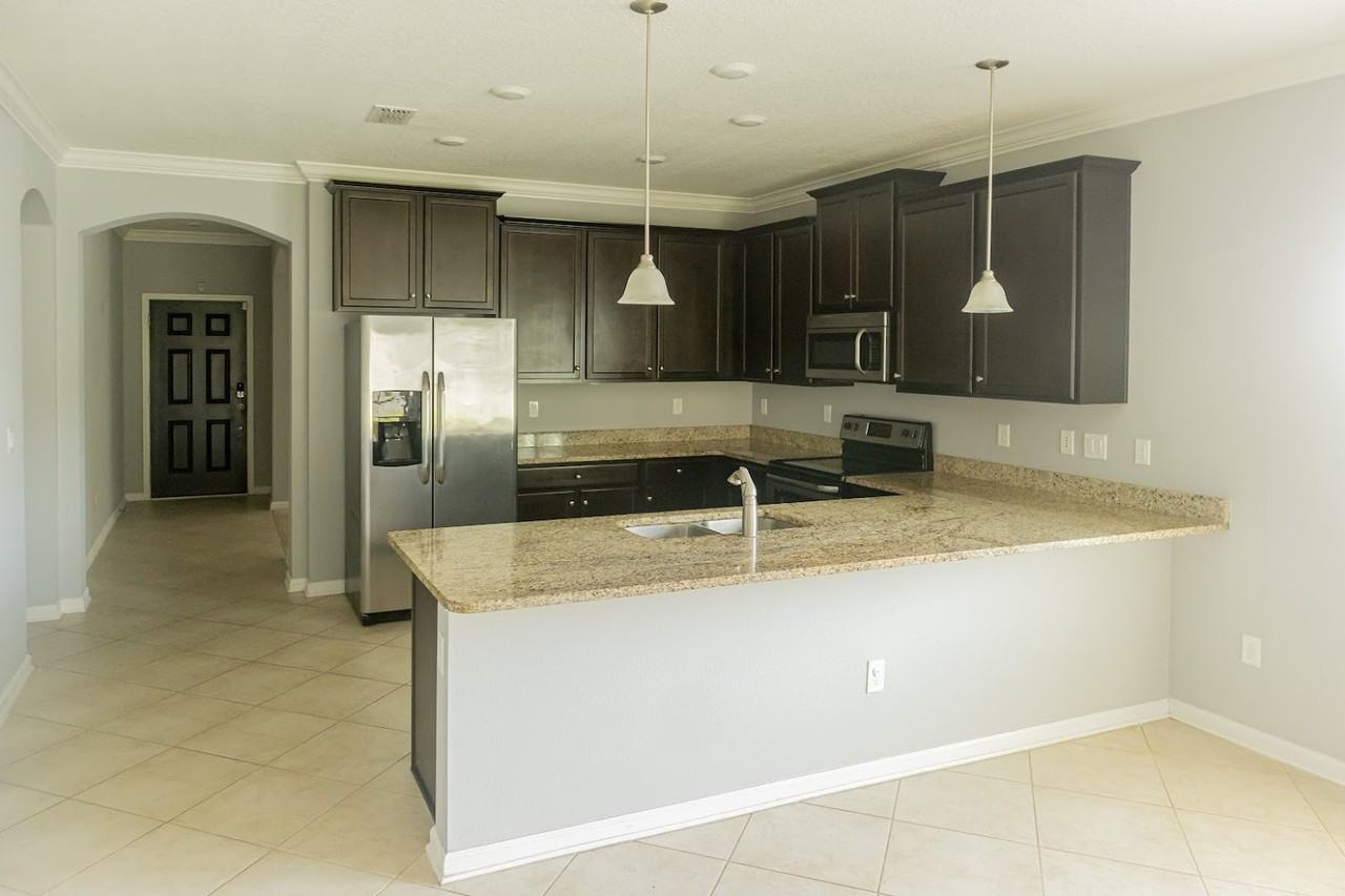 10104 Bedford Lakes Ct #1 - Photo 2 of 25