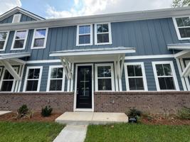 featured image of 463 Martins Creek Blvd