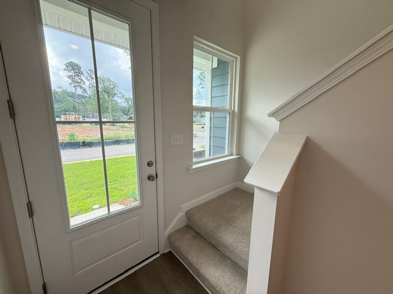 463 Martins Creek Blvd - Photo 7 of 22