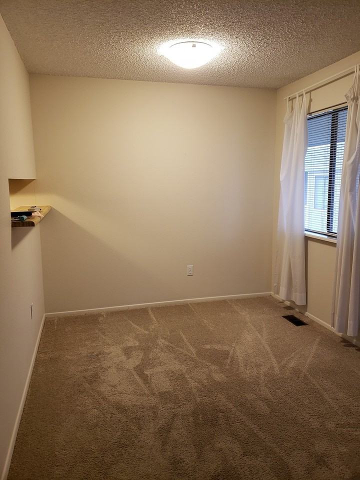 1410 Crete Ct #F - Photo 6 of 6