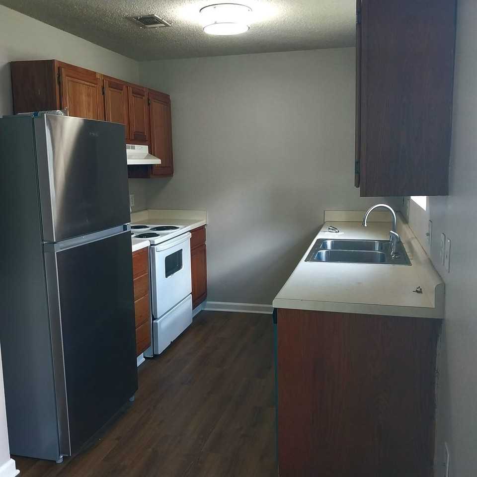 1401 W Academy Ave - Photo 7 of 9