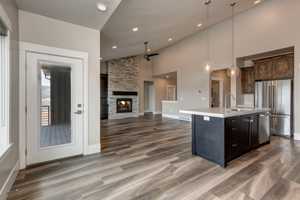 featured image of 11091 N Shoreline Dr