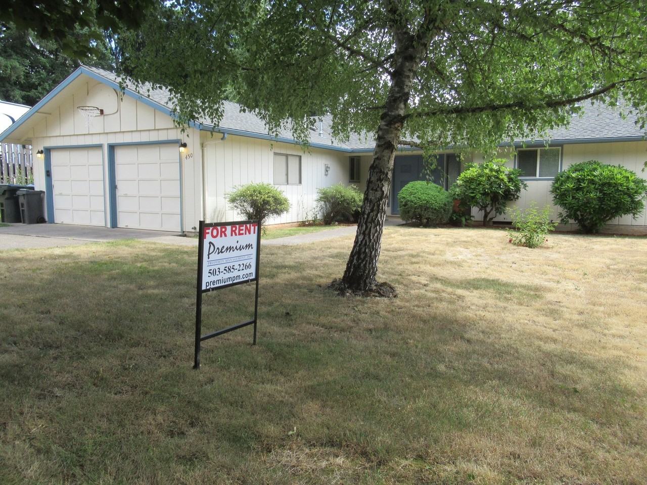 450 Lori Ave Se - Photo 2 of 29