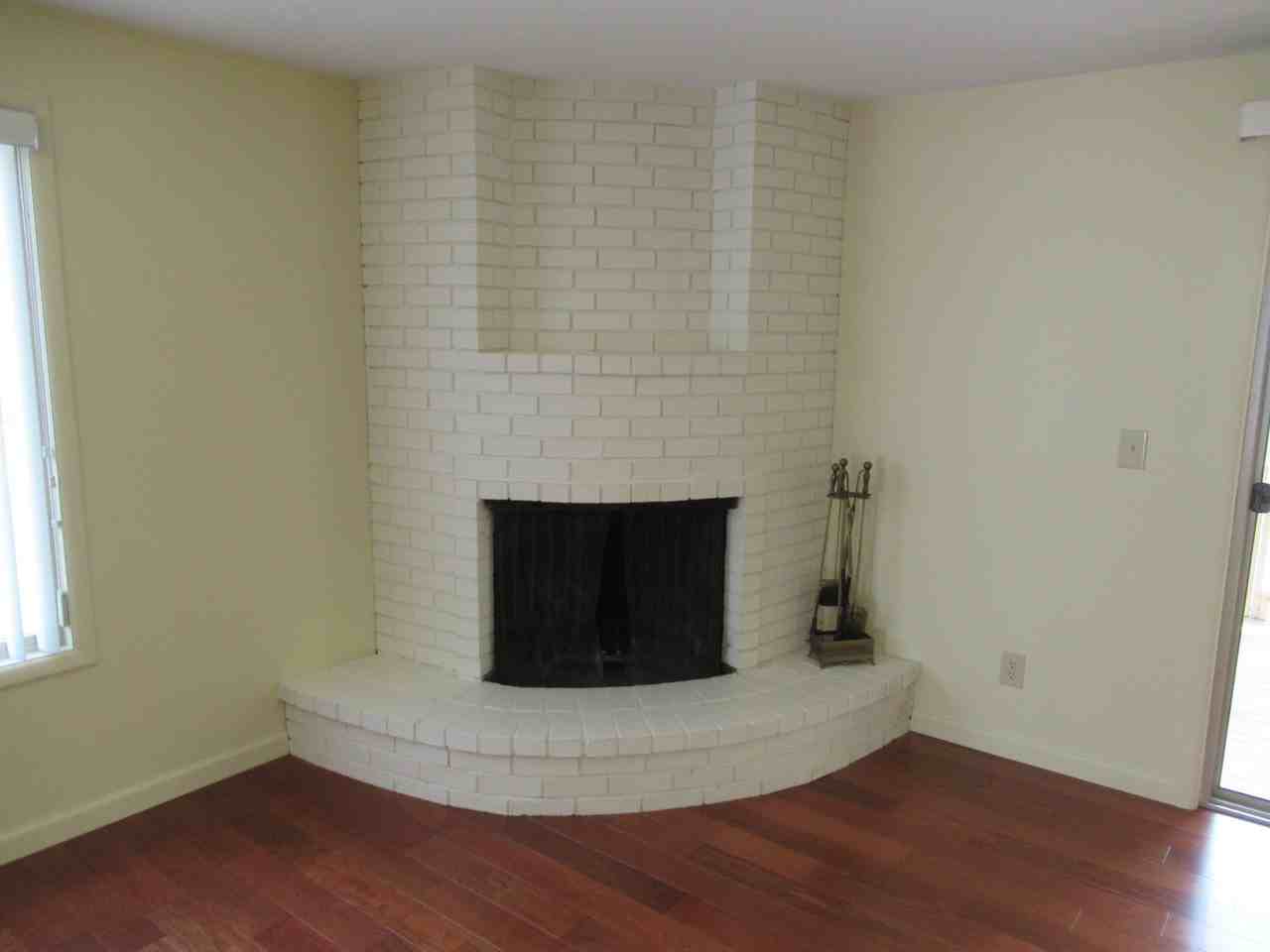 450 Lori Ave Se - Photo 3 of 29