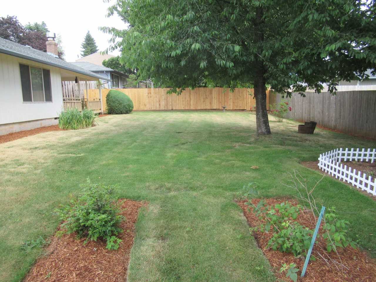450 Lori Ave Se - Photo 4 of 29
