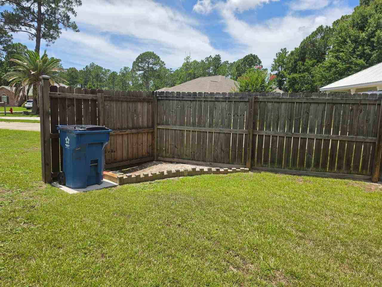 24381 Sailfish Ln - Photo 3 of 33