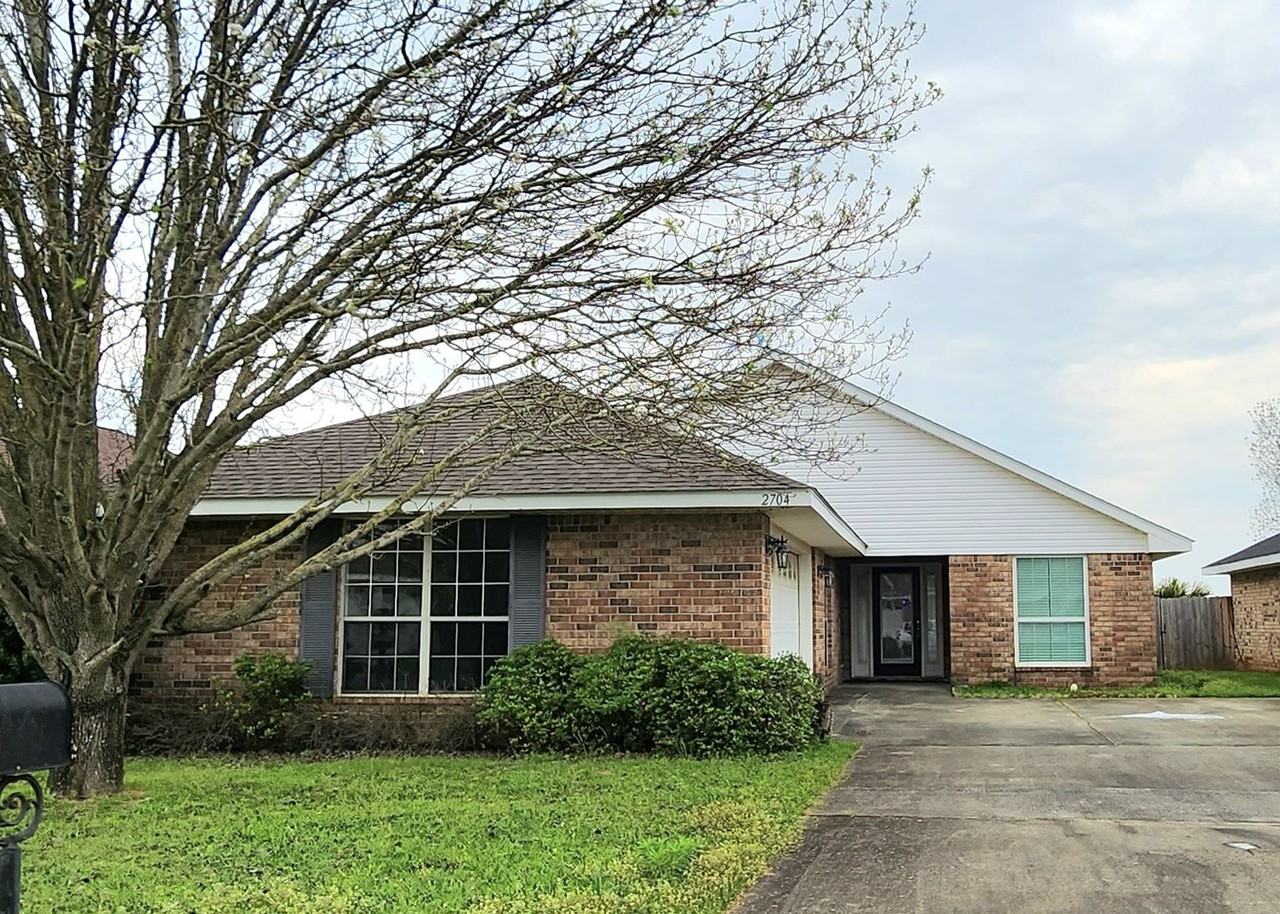 2704 Hampton Park Cir - Photo 4 of 18