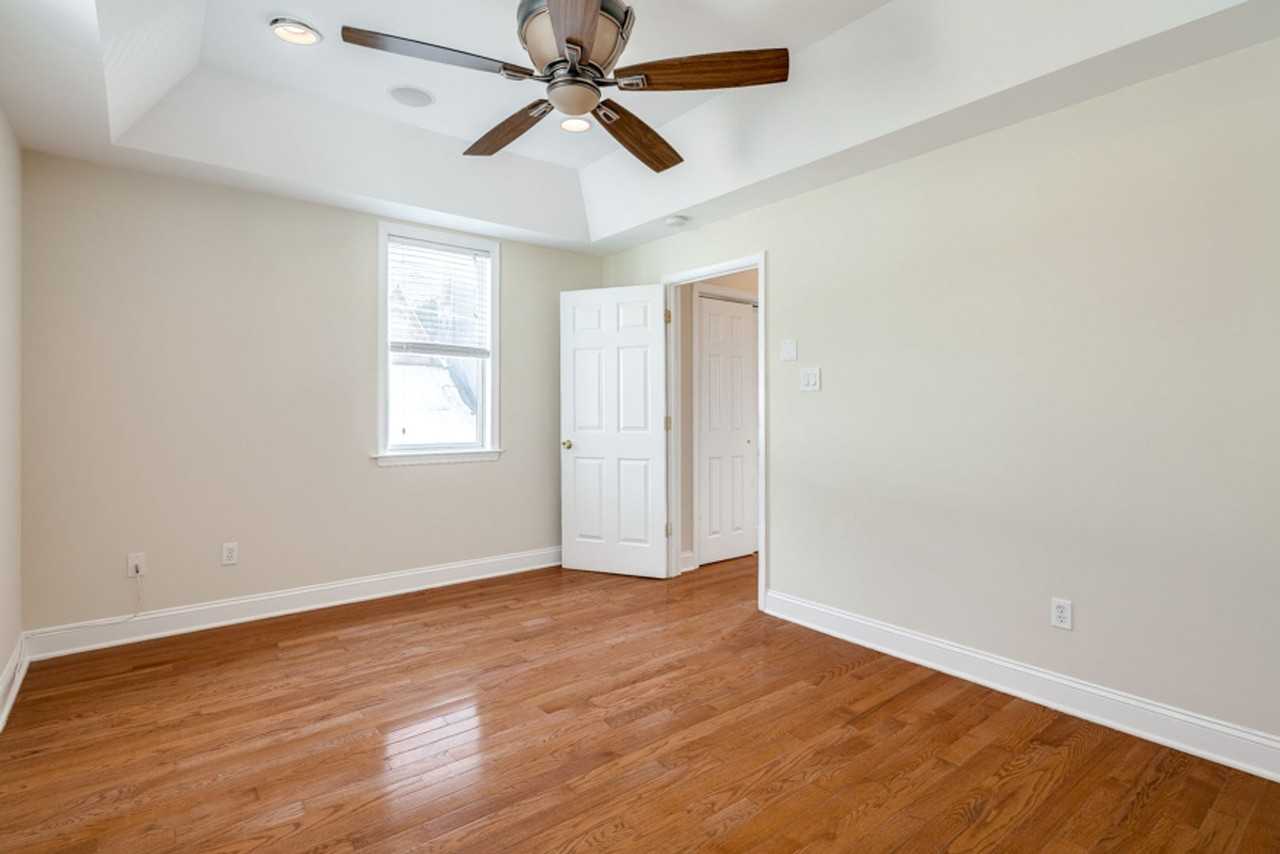 1247 S 19th St - Photo 3 of 20