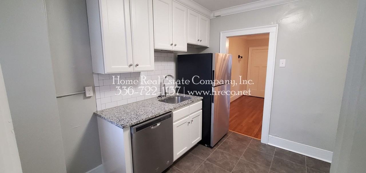 415 N Spring St #6 - Photo 6 of 12