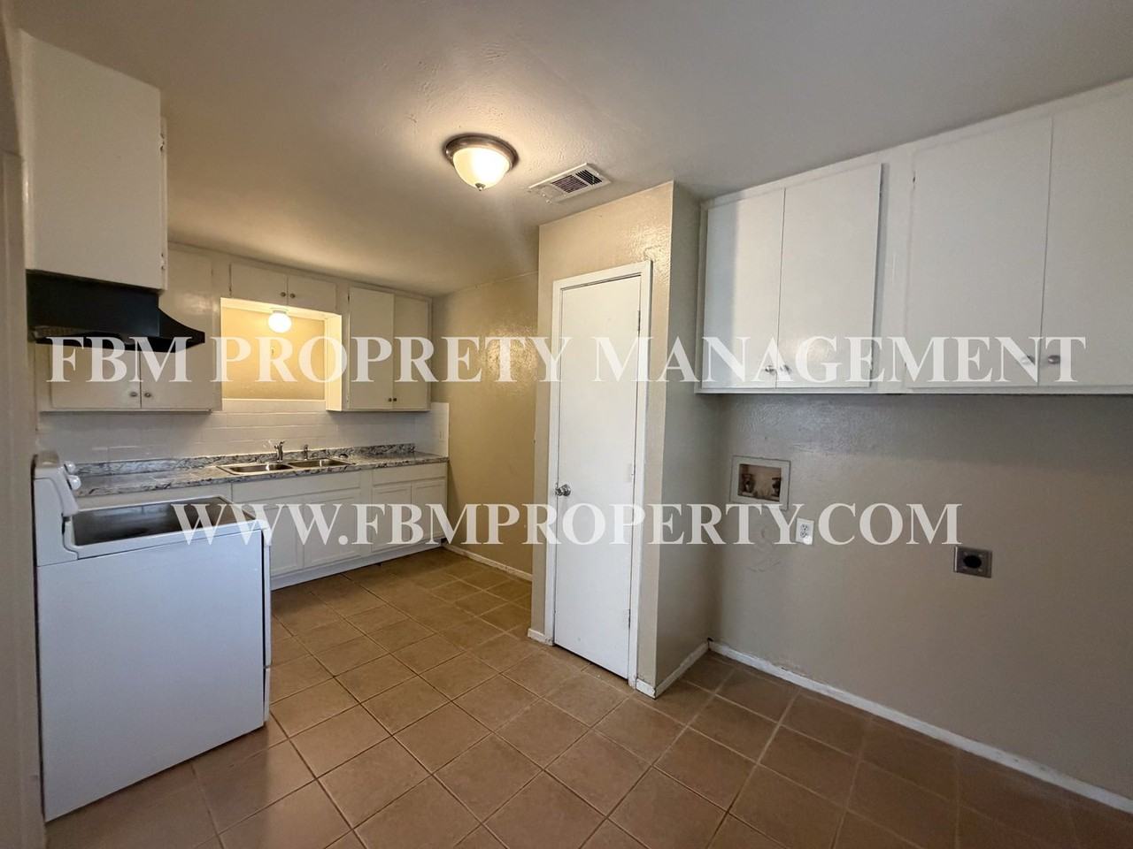 3593 3593 Ennis Avenue - Photo 7 of 12