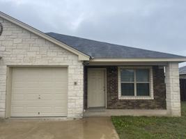 featured image of 1309 Vanguard Ln