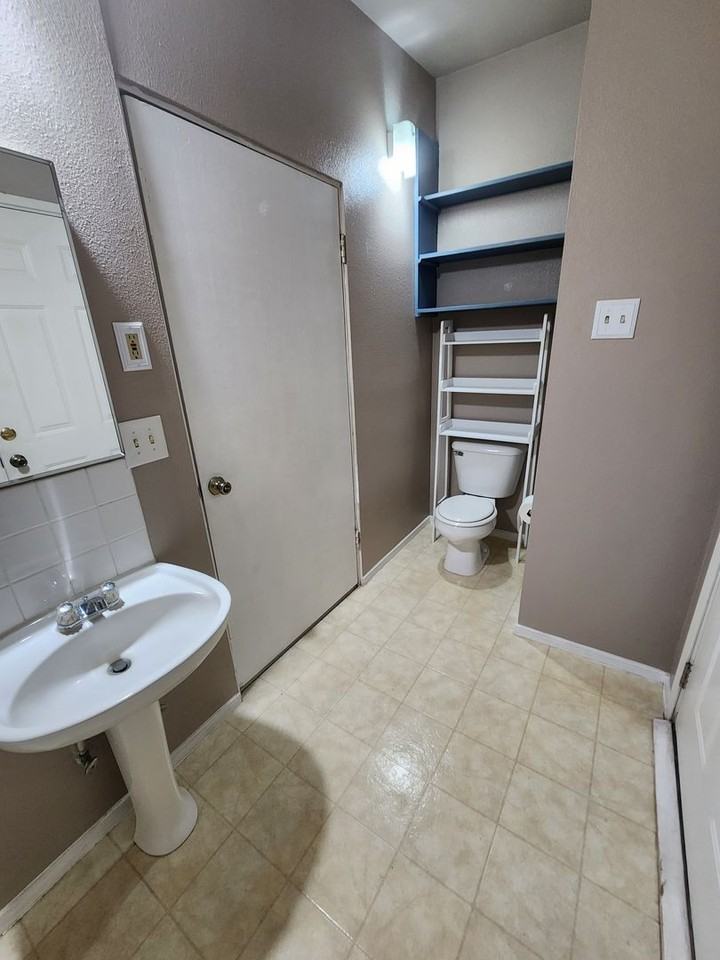 754 Atlantic City Ave - Photo 4 of 4