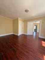 featured image of 2424 E 4th St