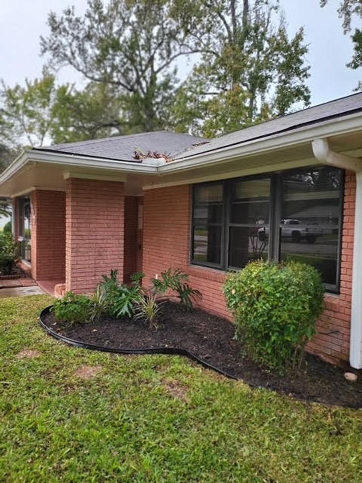 1017 Oak Dr - Photo 4 of 5