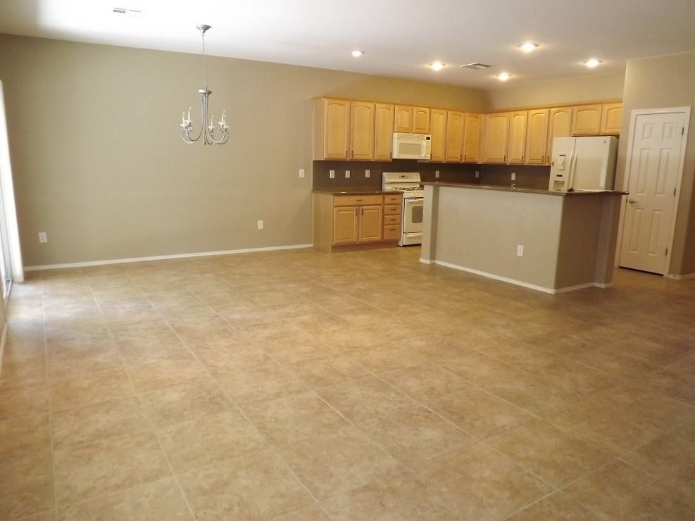 2188 Sawtooth Mountain Dr - Photo 3 of 34
