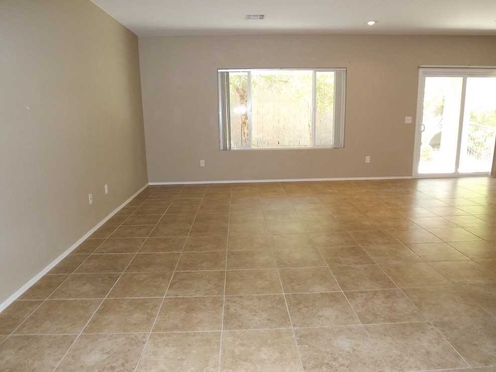 2188 Sawtooth Mountain Dr - Photo 5 of 34