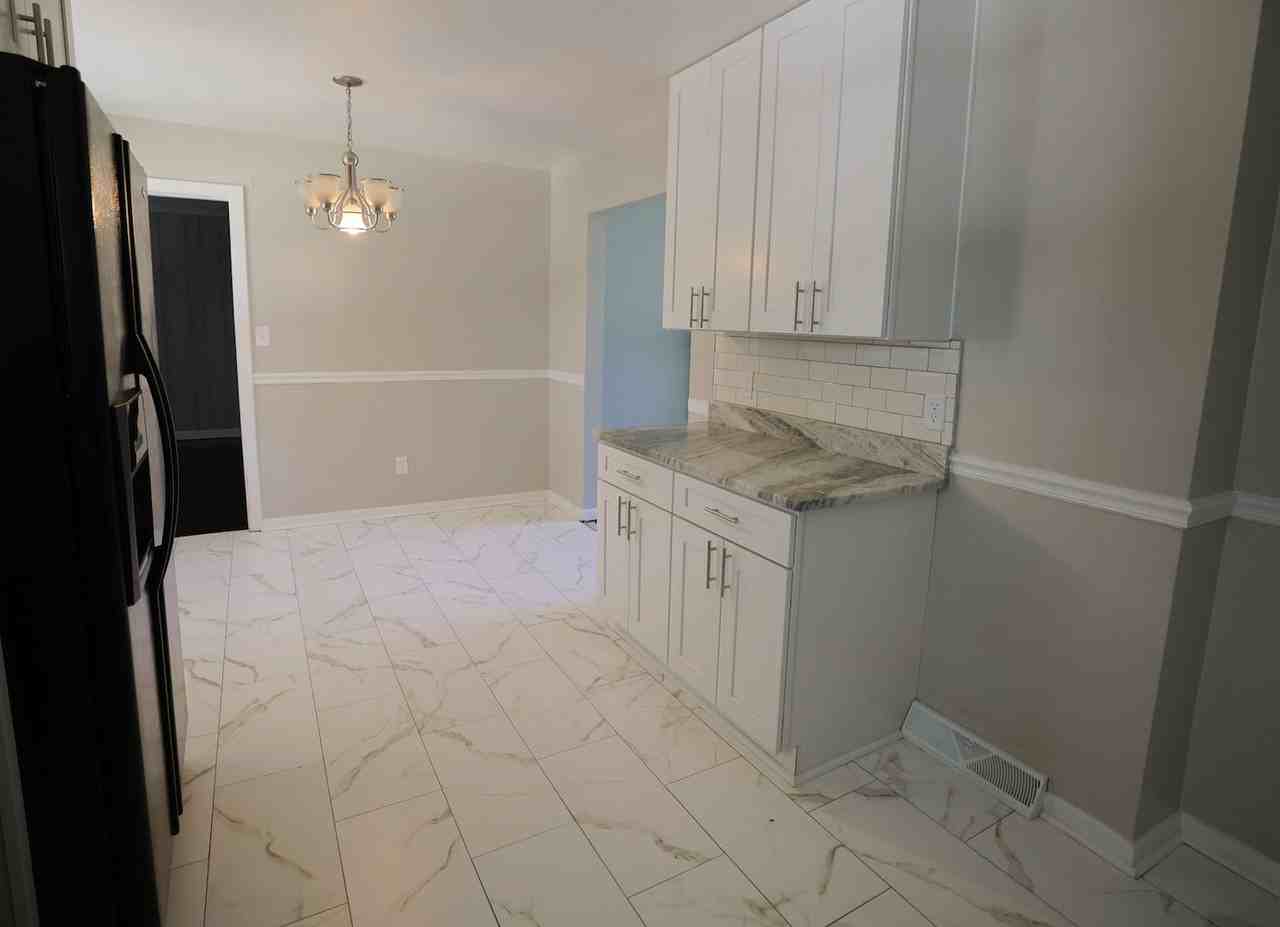 23 Green Ct - Photo 6 of 18