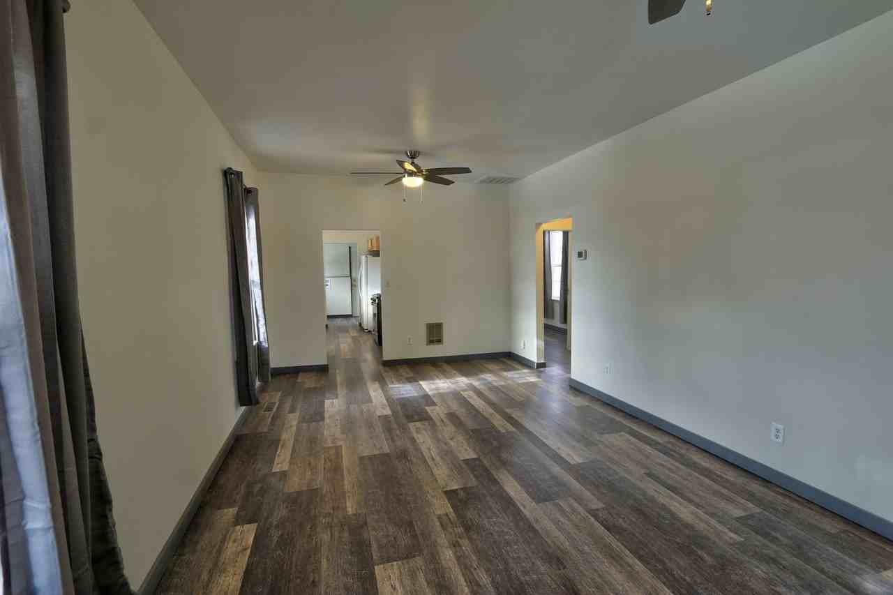 2232 Kiln St - Photo 4 of 20